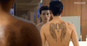 Jae Wan e sua misteriosa tatuagem